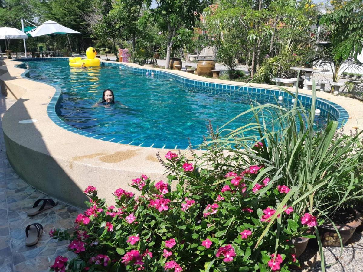 Sky And Water Resort Ча-Ам Екстер'єр фото